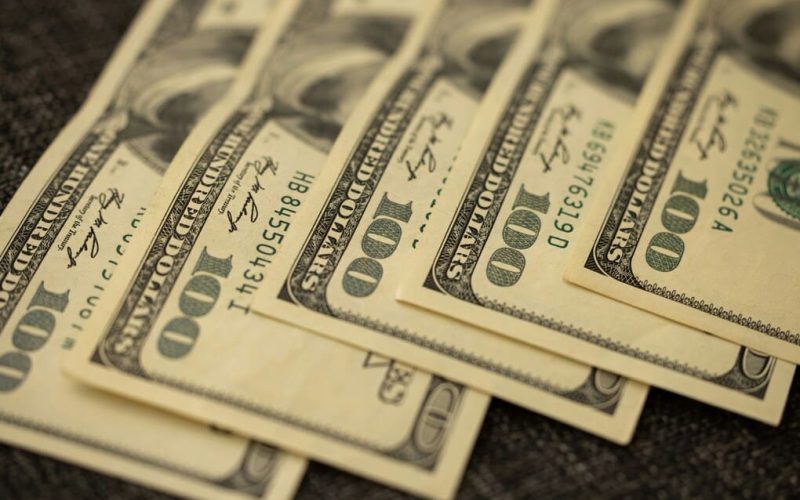 Por qué abrir una cuenta en dólares es ideal para empresarios mexicanos