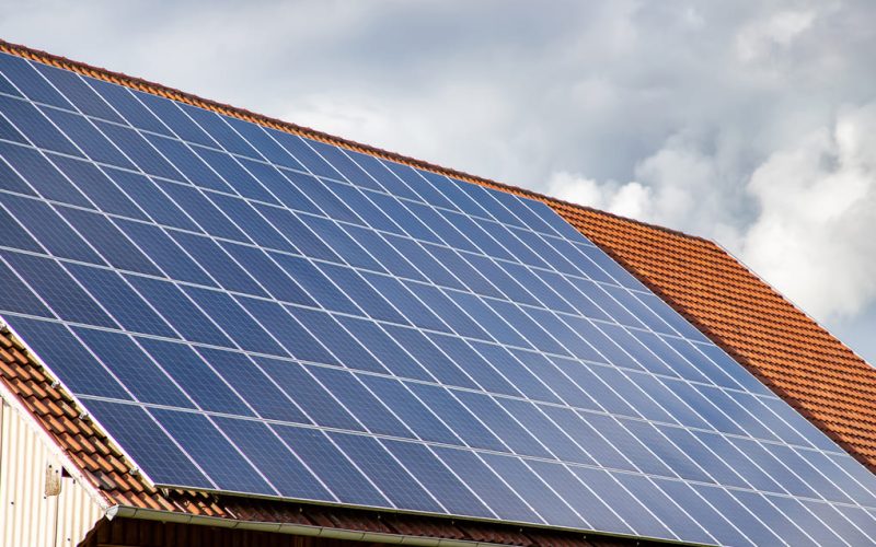 Los mejores paneles solares para casa en Panamá: ahorra y contribuye al medio ambiente